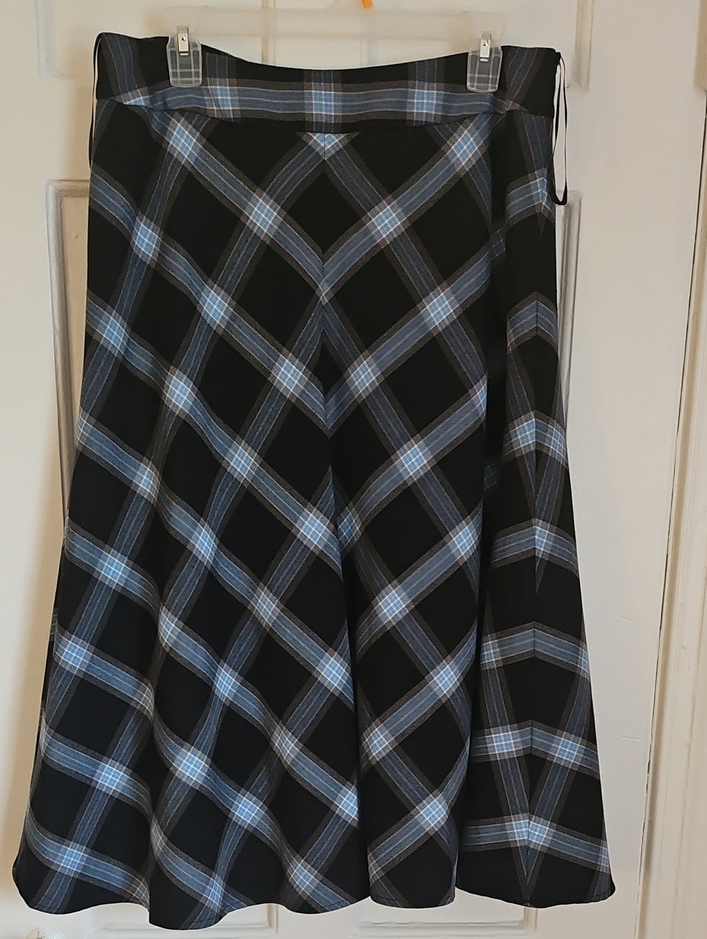 Jones Wear Plaid Midi Skirt Size 12